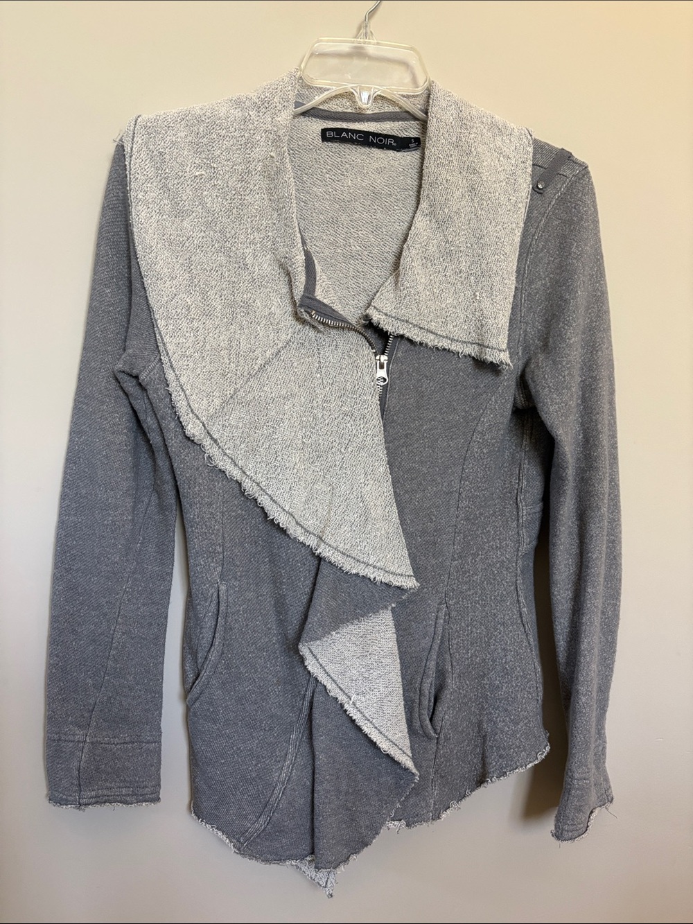 Blanc Noir S Gray Two-Tone Draped Zip Front Cardigan Jacket w pockets Slub Knit
